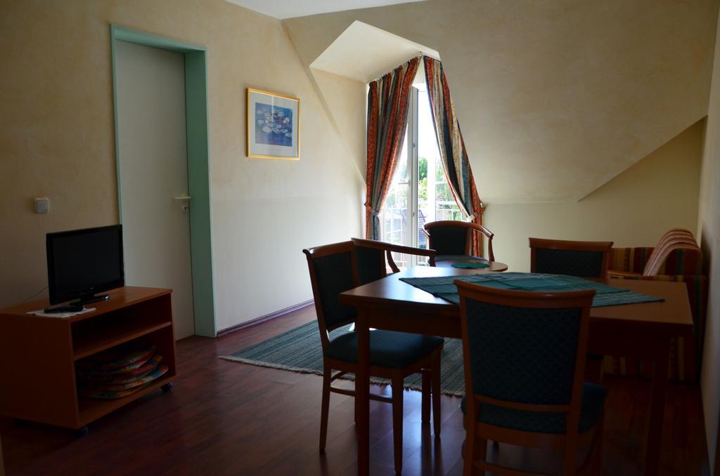 Loui'S Fewo Wiek Wiek auf Ruegen Exterior photo