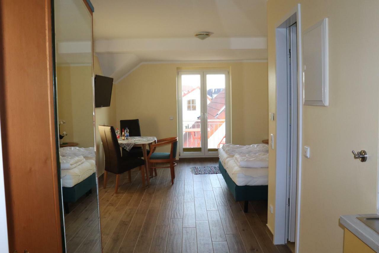 Loui'S Fewo Wiek Wiek auf Ruegen Exterior photo